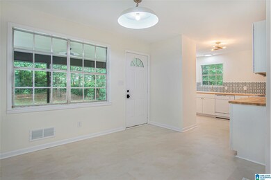 1712 Nancy Ln, Center Point, AL 35215 - photo 4