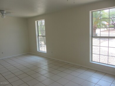 Extra large master with walk in closet