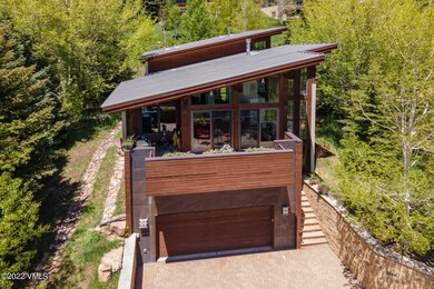 2339 Chamonix Lane-001-004-Front Exterio