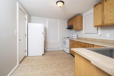 148 Mill St, Troy, NY 12180 - photo 4