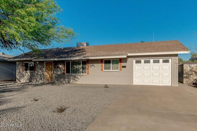 2217 N 28th Place, Phoenix, AZ 85008 - photo 2