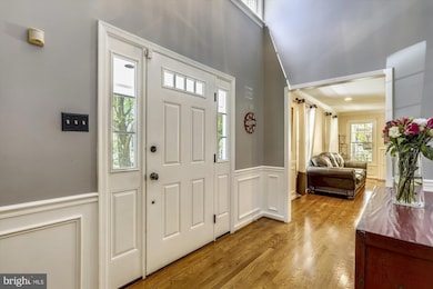 8224 Osage Ln, Bethesda, MD 20817 - photo 2