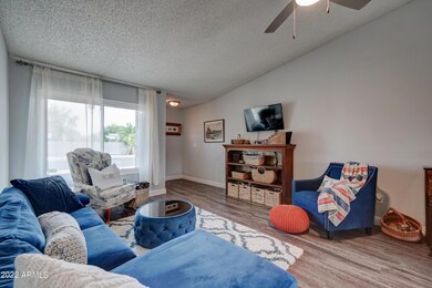 1602 E Juanita Ave-4