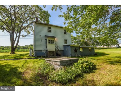 104 Smith Rd, Pottstown, PA 19464 - photo 3