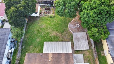 5748 Daphne Dr, West Palm Beach, FL 33415 - photo 4