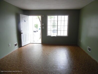40 Studio Ln, Staten Island, NY 10304 - photo 4