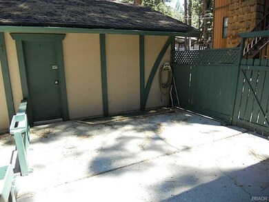 Exterior Rear.