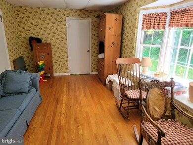 452 Laurel Dr, Hershey, PA 17033 - photo 5