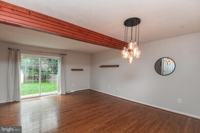 6335 Jacobs Ct, Sykesville, MD 21784 - photo 7