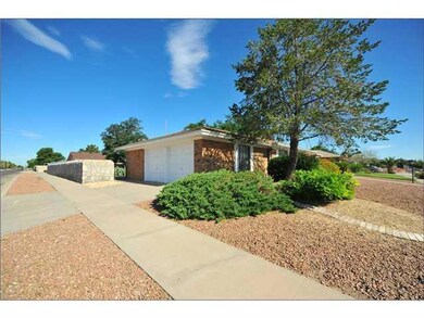 11001 Lakewood Ave, El Paso, TX 79935 - photo 3