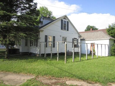 218 N Fisher St, Wabash, IN 46992 - photo 3