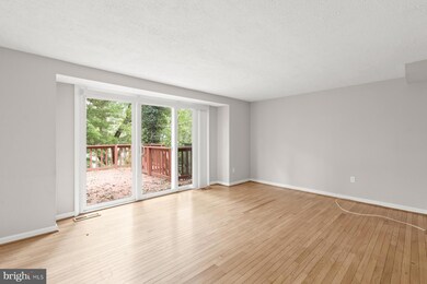 5449 Endicott Ln, Columbia, MD 21044 - photo 3