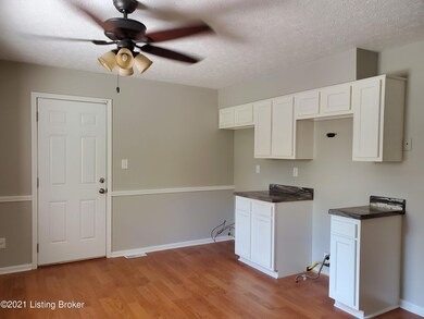 234 Azure Dr, Mount Washington, KY 40047 - photo 5