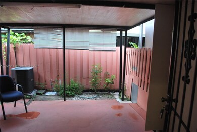 2229 W 53rd Place unit 2229, Hialeah, FL 33016 - photo 3