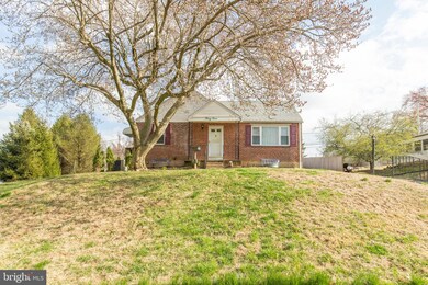 39 Pleasant Rd, Broomall, PA 19008 - photo 2