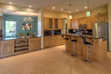Kitchen/Breakfast Bar/Formal Dining