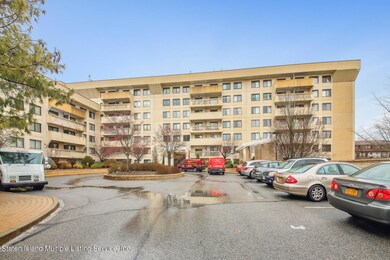 Elmwood Park Condominium II unit 4B, Staten Island, NY 10314 - photo 2