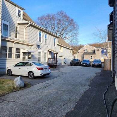 213 Lincoln St, Worcester, MA 01605 - photo 2