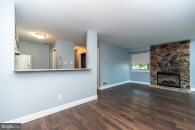 213 Christopher Place unit 13, Chalfont, PA 18914 - photo 6