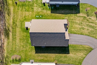 4 Cornucopia Cir, Londonderry, NH 03053 - photo 4