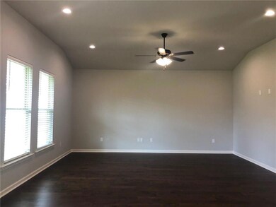 2604 Bayou Duet Dr, Marrero, LA 70072 - photo 3