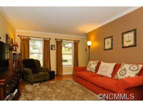 125 Forest Lake Dr, Asheville, NC 28803 - photo 4