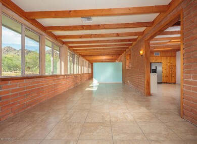 20150831_3610-milton-tucson_0028-mls
