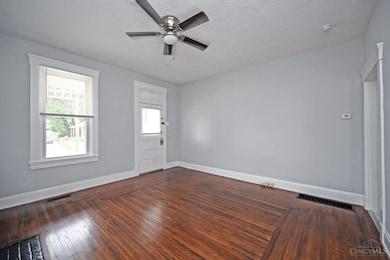 6116 Conover St, Cincinnati, OH 45227 - photo 5