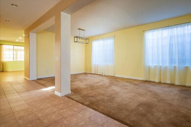 04-Living & Dining Room