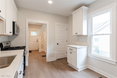 1464 E 123rd St, Cleveland, OH 44106 - photo 6