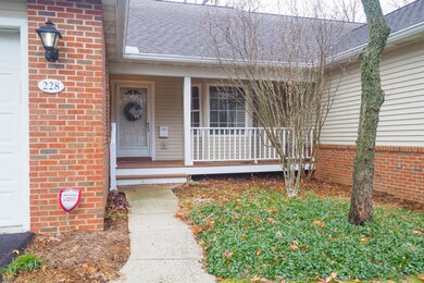 228 Chauncey Ct-102
