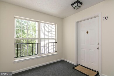 655 Burtons Cove Way unit 10, Annapolis, MD 21401 - photo 2
