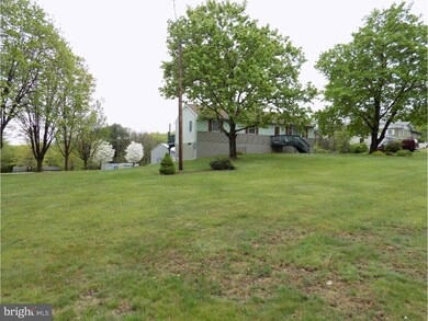 8499 Orchard Rd, Zionsville, PA 18092 - photo 4