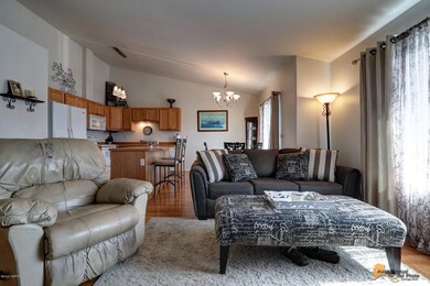 Living Room to Kitchen/Dining