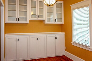 BreakfastRoom_3rdStreetW-7