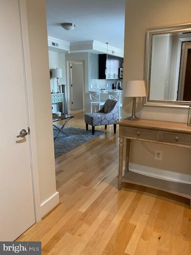 809-811 Otis Place NW unit 102, Washington, DC 20010 - photo 5