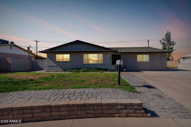 1747 W Devon, Mesa, AZ 85201 - photo 2