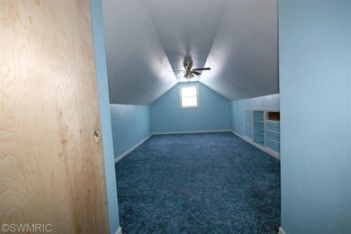 8 Palm St, Three Oaks, MI 49128 - photo 7