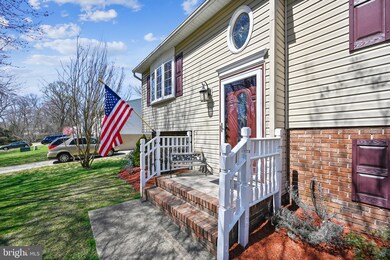 862 Brighton Place, Glen Burnie, MD 21061 - photo 3