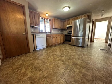 5 Birch St, Saco, ME 04072 - photo 4