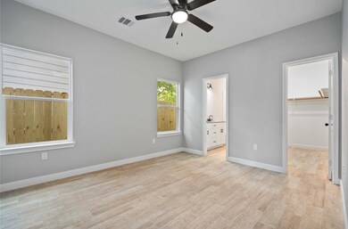 4506 Phlox St unit B, Houston, TX 77051 - photo 7