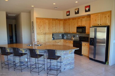 06 - Kitchen