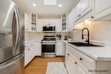 529 N Marshall Ave, Marshall, MI 49068 - photo 7