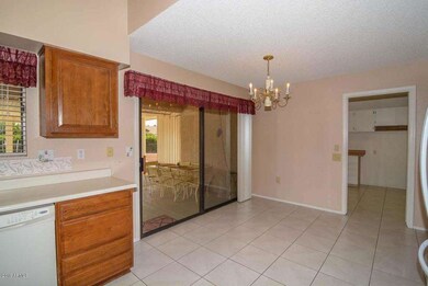 Breakfact Nook - Patio Entrance