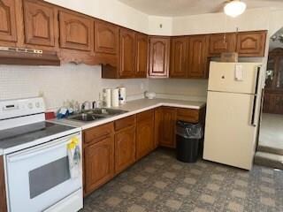 2940 E Tiffin Ave, Des Moines, IA 50317 - photo 2