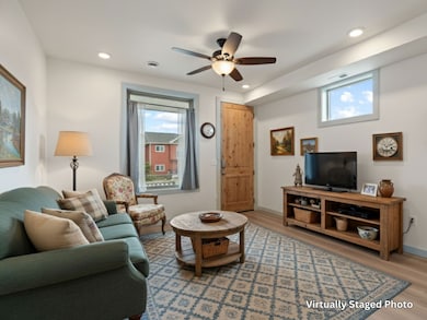 823 S Main St unit 1, Butte, MT 59701 - photo 2