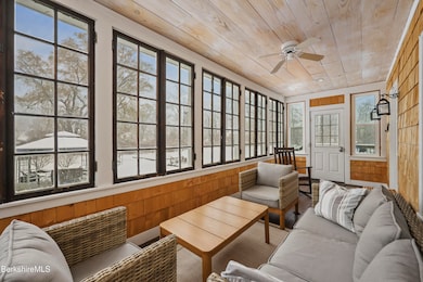 18 Willow Ln, Lenox, MA 01240 - photo 4