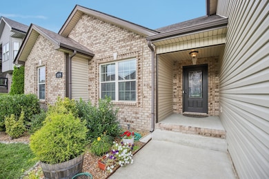 1579 Cobra Ln, Clarksville, TN 37042 - photo 5