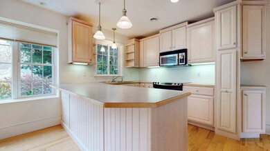6-Sand-Pebble-Way-South-Portland-1129202