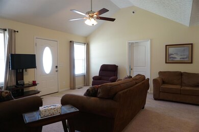 479 Indian Springs Cir, Manchester, TN 37355 - photo 3